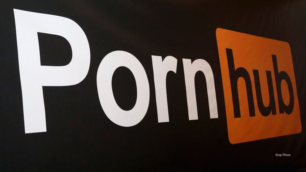 Pornhub and Mastercard links with pornography site - Step Phase