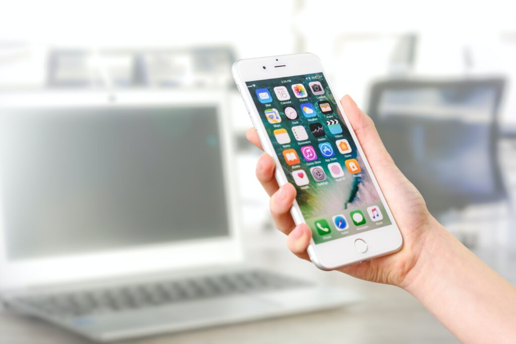 Apple IPhone