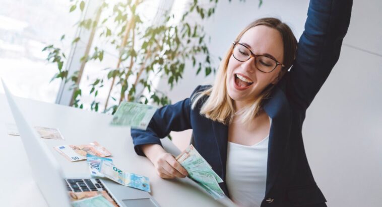 The Ultimate Guide to Earning Money Online: Tips and Tricks for Success