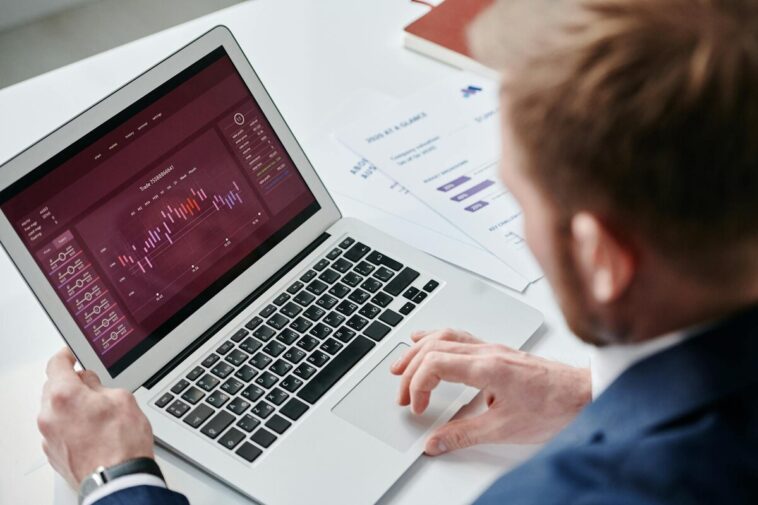 Rocket AI Unveils Vibe McKinsey Guide, Bringing Elite Strategy to the Masses for $49
