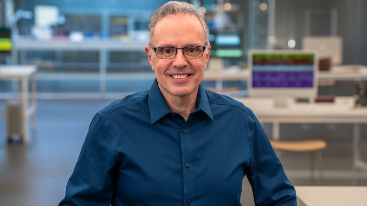 Apple Promotes Johny Srouji to Chief Hardware Technologies Officer, Expanding Influence