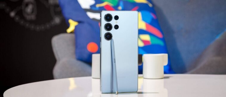 Samsung Galaxy S25 Ultra review - official GSMArena hero image