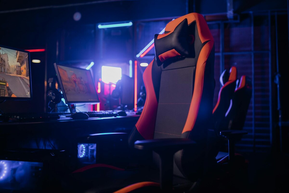 Secretlab TITAN Evo 2022: Still the King of the Hill