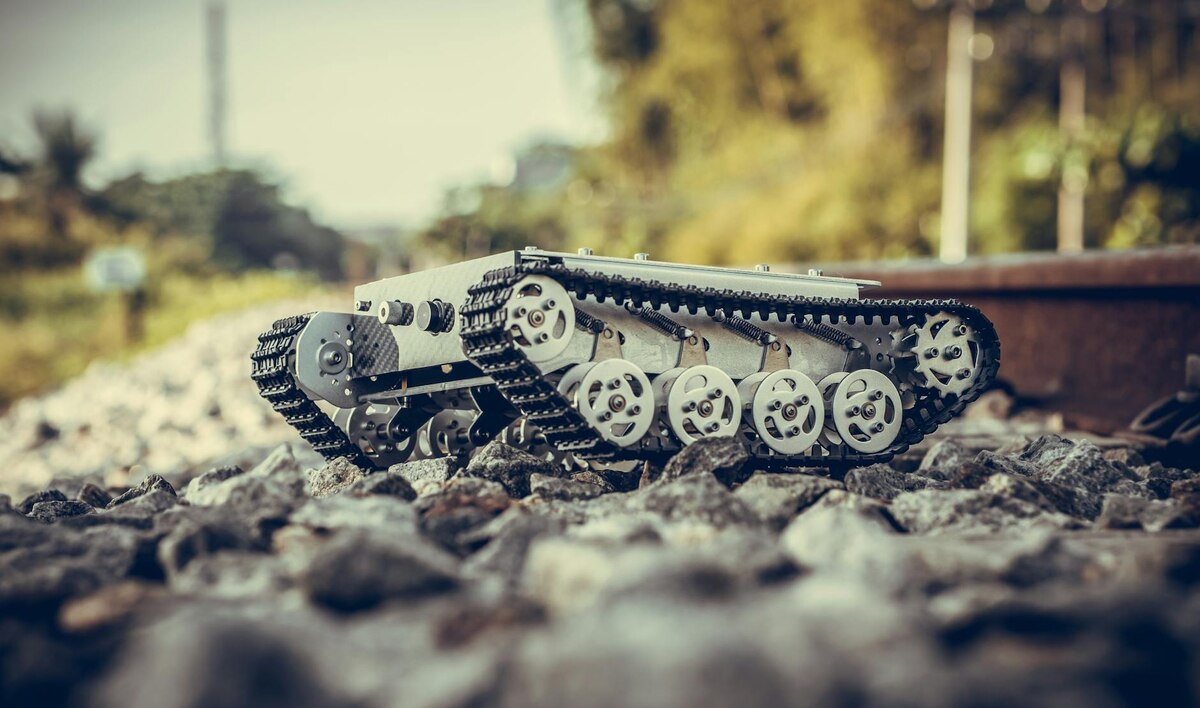 The New Front Line: Ground Robots and Autonomy
